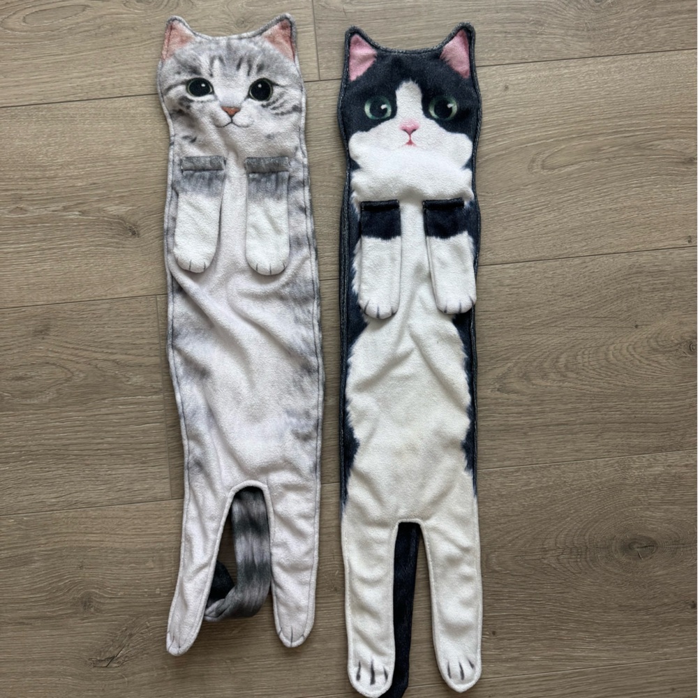 Cat-Themed hand towels- Black and Gray - Picture 2 of 3